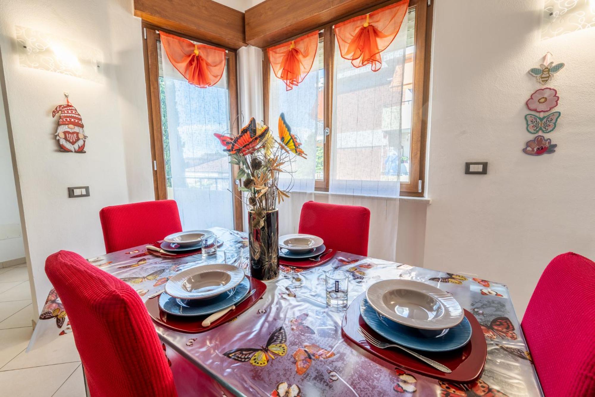 New Luxury 2Bdr Terrace, Views, Ac Daire Marina Di Carrara Dış mekan fotoğraf